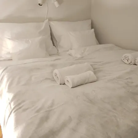 Days & Business Apartment *